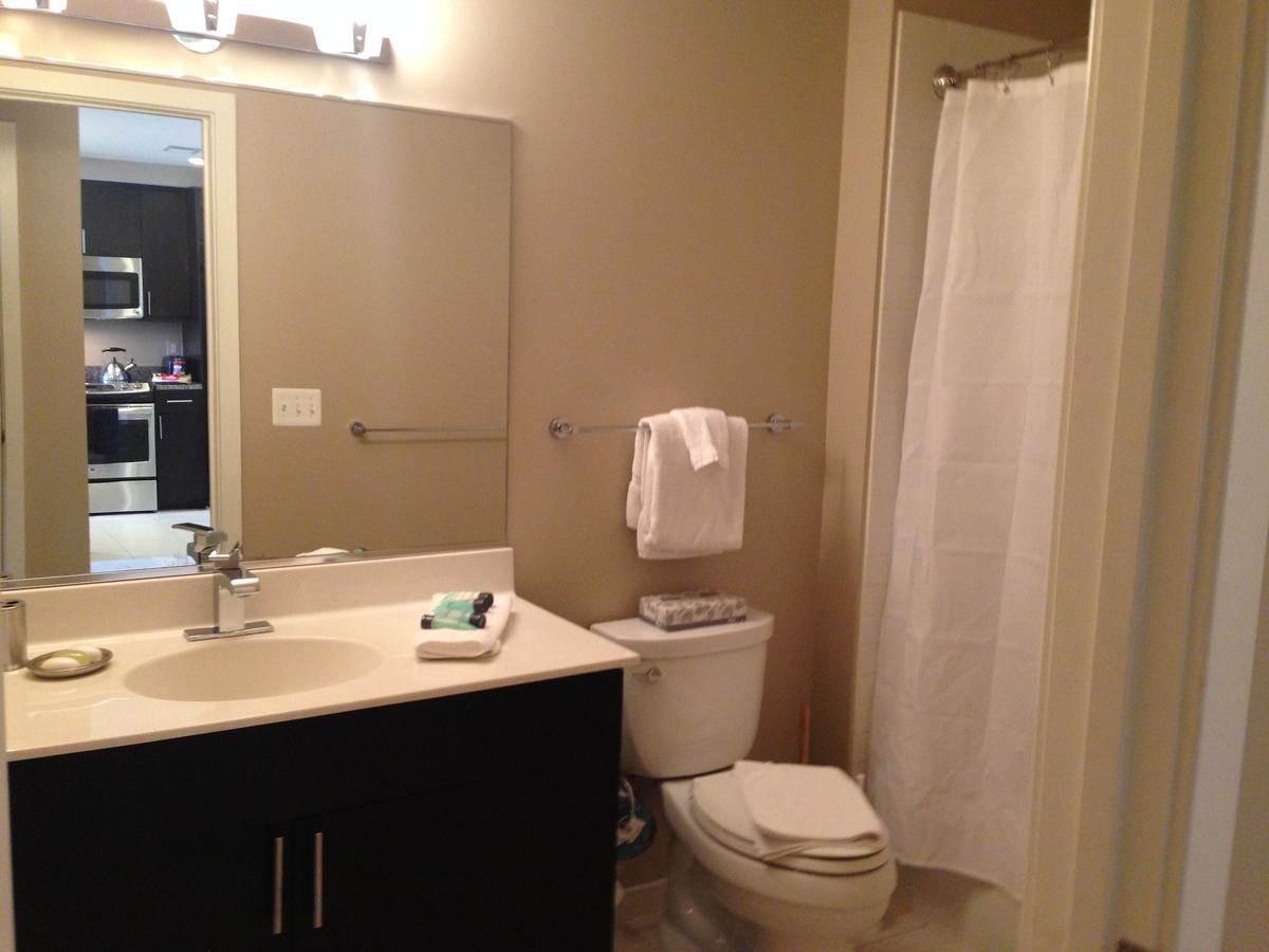 National At Reston Town Center Apartment Exterior photo