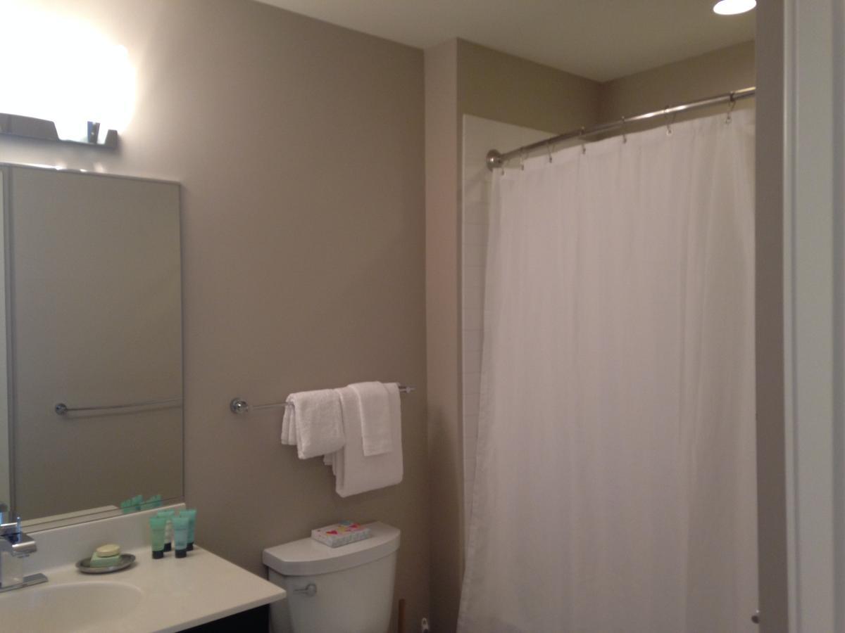 National At Reston Town Center Apartment Exterior photo